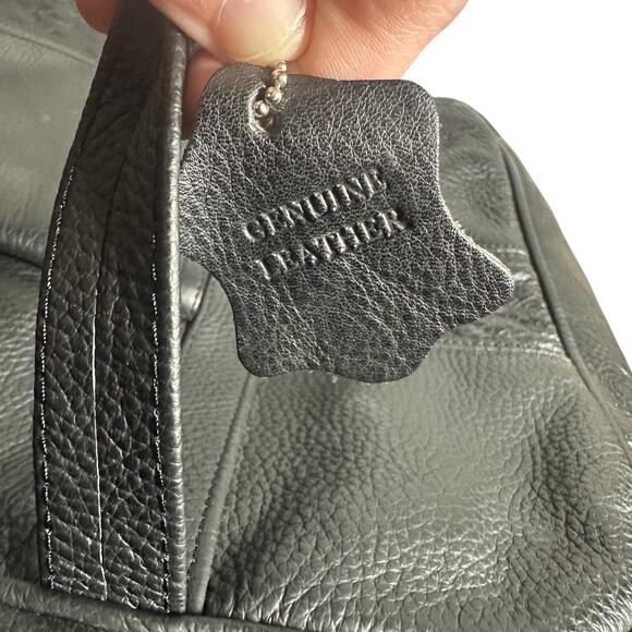 Caroll Black Leather Briefcase Laptop Work Bag with Shoulder Strap - Picture 8 of 11